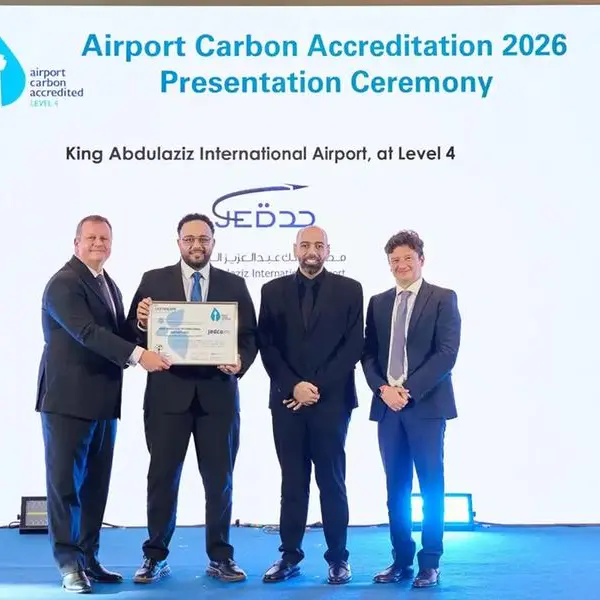 مطار الملك عبدالعزيز الدولي يحصد 3 جوائز دولية في الاستدامة والسلامة