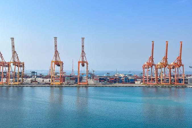 Saudi services export tops $17bln in Q4 2025