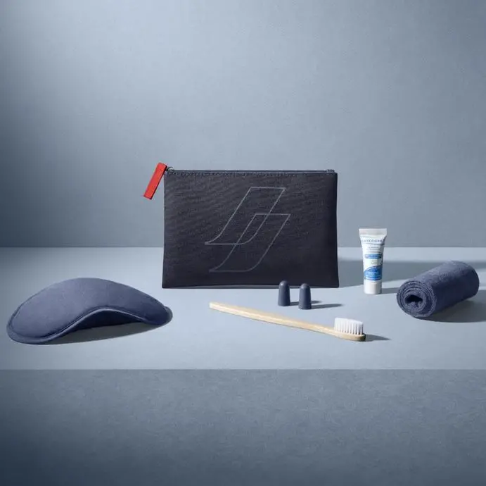 Air France unveils a unique range of comfort kits on board