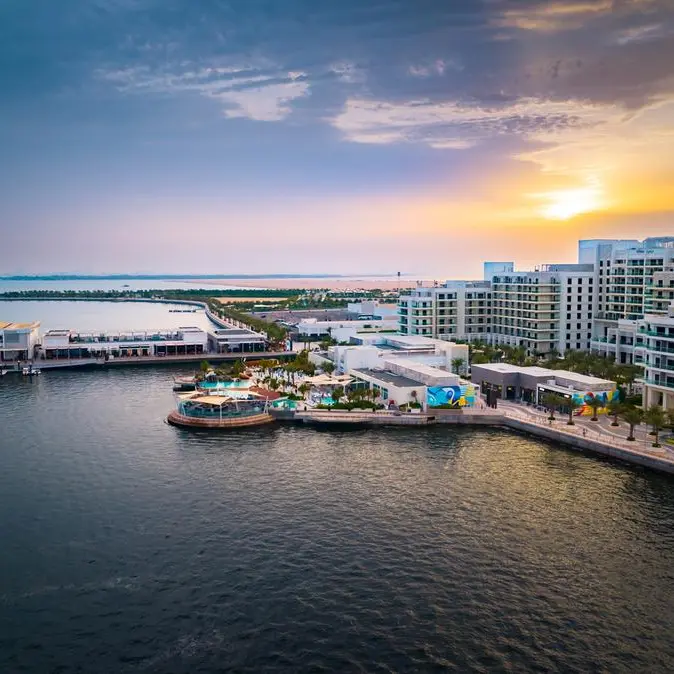 ميرال تنظم جلسات رياضية للسيدات في \"ياس باي\" دعماً لدورة ألعاب الماسترز أبوظبي 2026