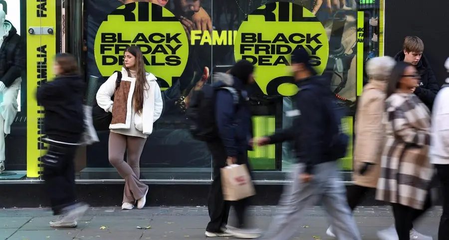 Black Friday spending lifts UK retail sales at end of 2024