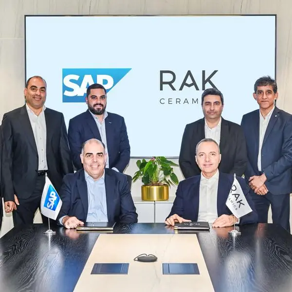 سيراميك رأس الخيمة تختار حلول \"إس إيه بي\" لتسريع التحول الرقمي القائم على الحوسبة السحابية وتعزيز جاهزية تبني الذكاء الاصطناعي