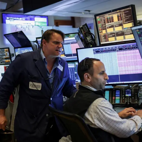 Futures muted as Trump tariff deadline looms, payrolls data awaited