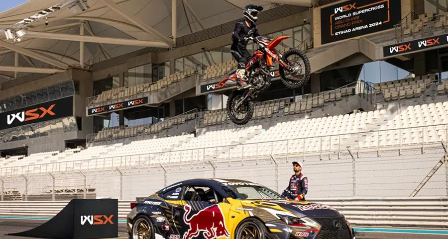 Daring World Supercross stunt featuring iconic UAE car drifter ignites excitement on Yas Island