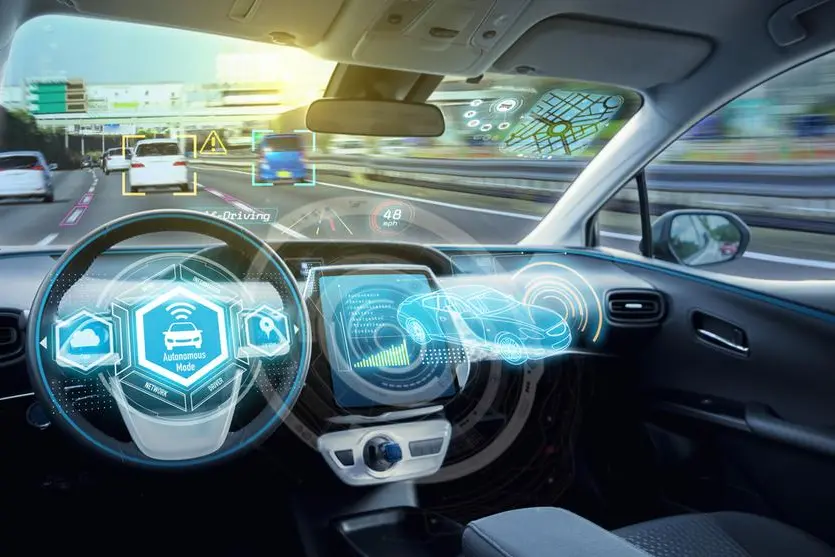 Riyadh deputy emir rides self-driving car to airport, reviews expansion projects