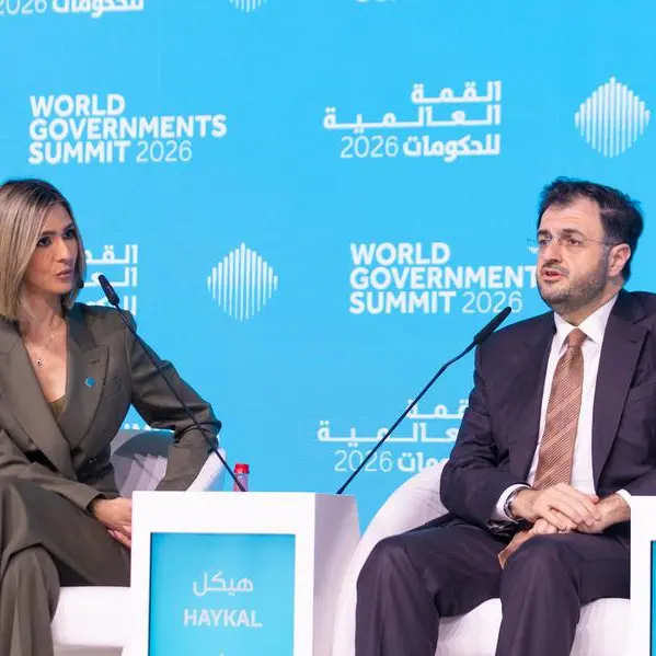 قيادات ومسؤولون يناقشون نماذج وتطبيقات الذكاء الاصطناعي في القطاع الحكومي العربي