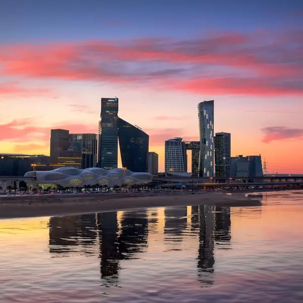 Saudi Arabia's quarterly deficit balloons to $33.5bln, driven by spending surge