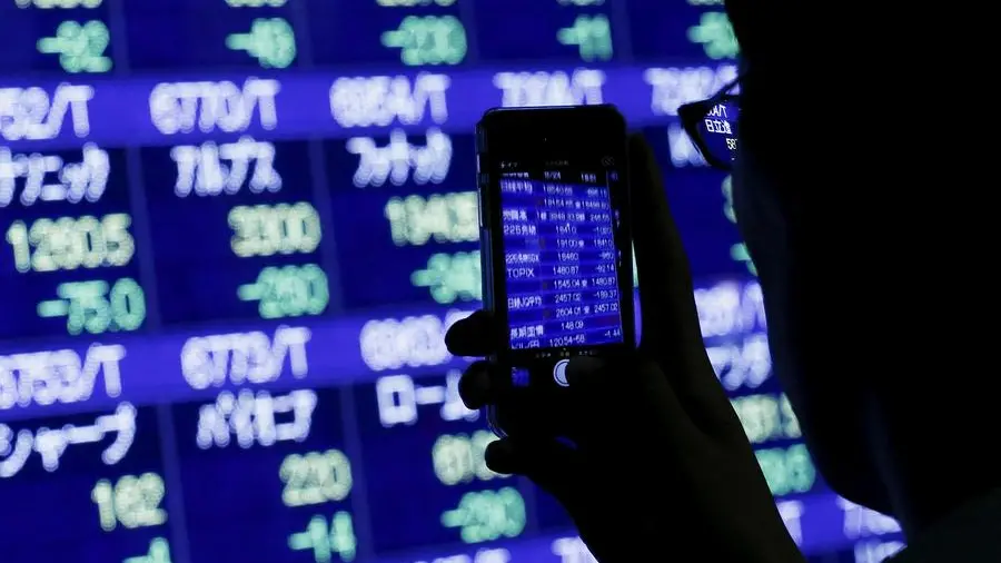 Tech lifts US stocks, WTI crude falls on Iran peace deal hopes