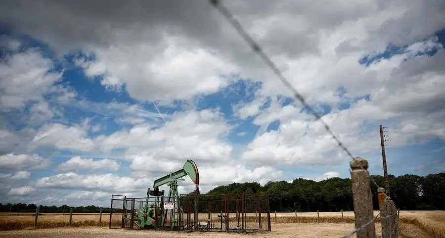 Oil prices dip, but supported ahead of US-China trade talks