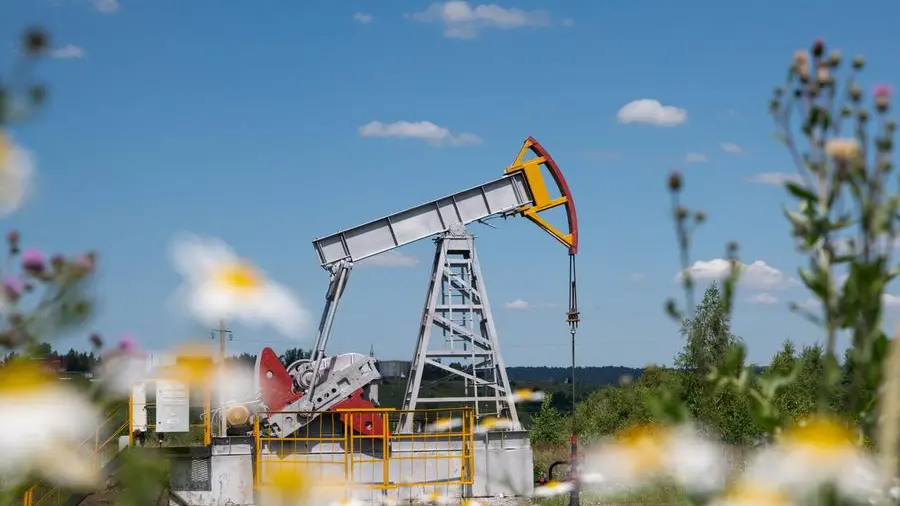 Oil marginally lower as investors weigh US data, geopolitical tensions