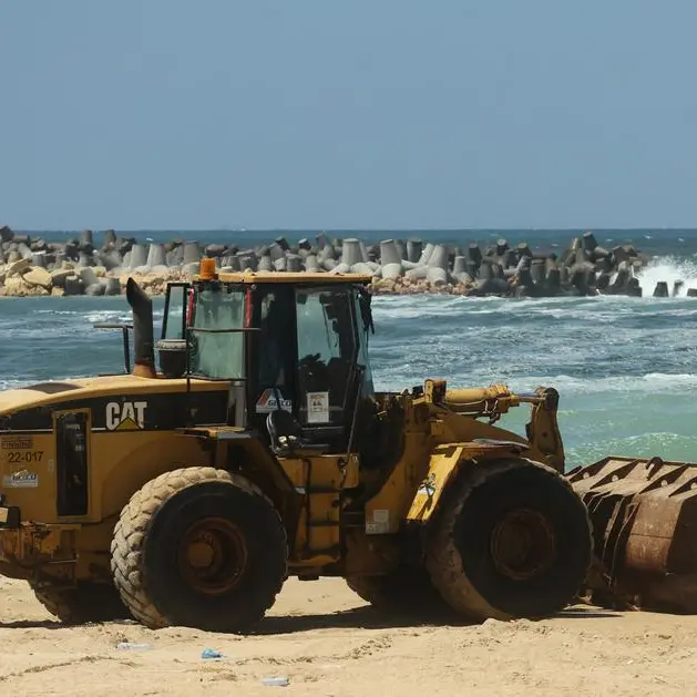 Egypt reviews coastal protection projects to tackle climate risks