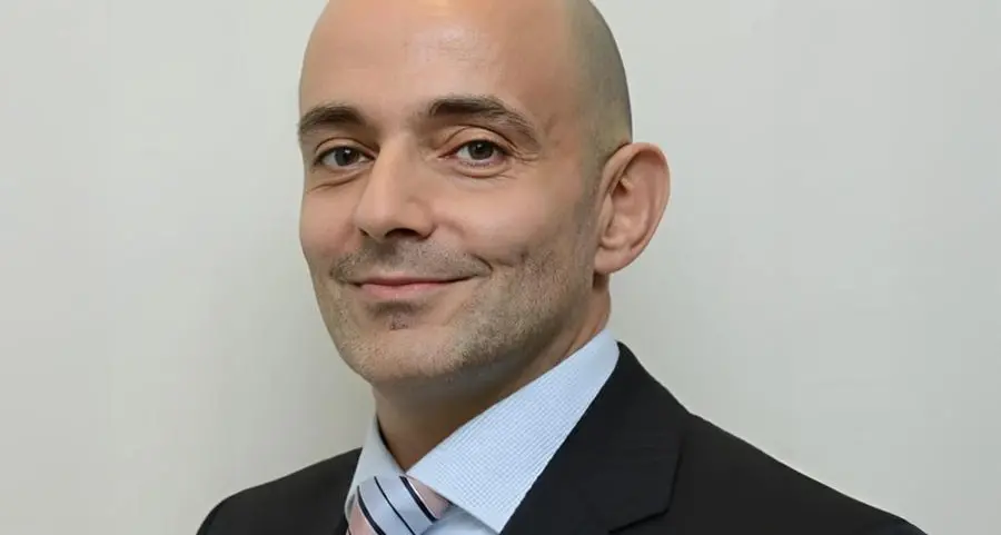 مؤسسة ستاندرد تشارترد وفيليدج كابيتال يطلقان برنامج \"المرأة والتكنولوجيا 7\" في البحرين