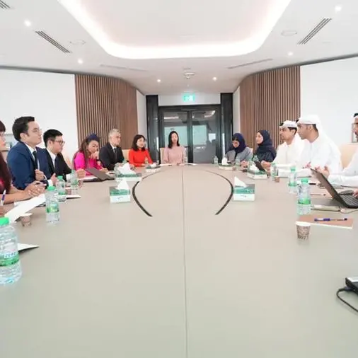 Thani Al Zeyoudi meets Vietnam business council to discuss fostering closer private sector ties