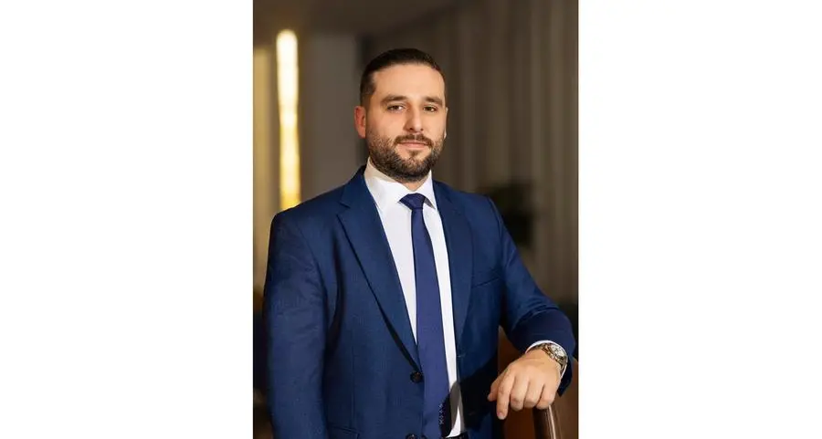 رؤية جوليو روفائيل: قيادة التميز في العلامة التجارية بفنادق ومنتجعات \"جنة\"