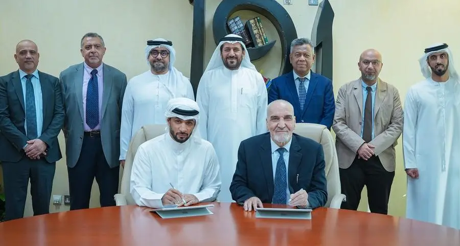 رافد لحلول المركبات وجامعة الشارقة توقّعان اتفاقية تعاون لدعم البحث العلمي وتطوير حلول النقل