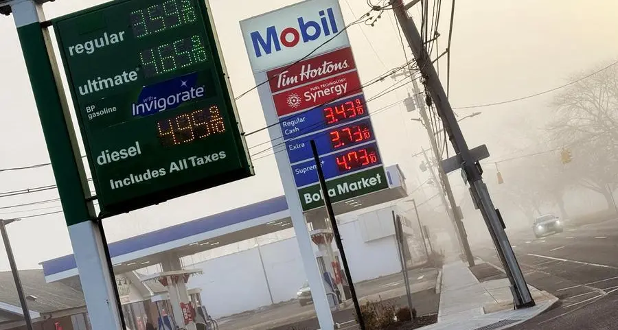 Another oil price jump further pushes out Fed rate-cut odds