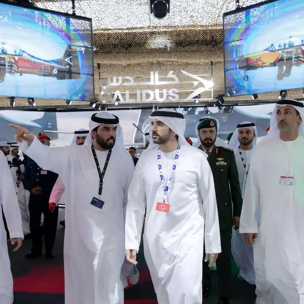 Hamdan bin Mohammed reviews UAE-made Calidus B-250 aircraft at Dubai Airshow 2025