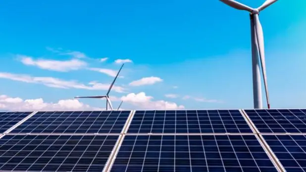 Saudi Arabia launches RFQ for 5.3GW of solar and wind projects under NREP Round 7