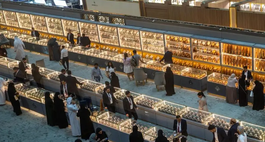 \"الشرق الأوسط للساعات والمجوهرات\" ينطلق في إكسبو الشارقة 10 يونيو المقبل بمشاركة 400 عارض من 19 دولة