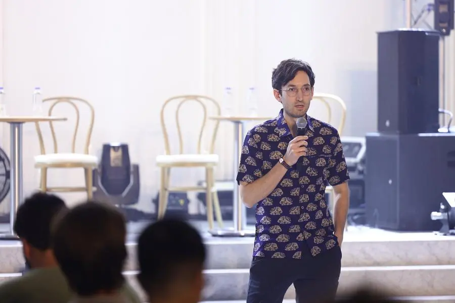 Olas Challenges Centralized AI With Launch of Pearl Agent App Store