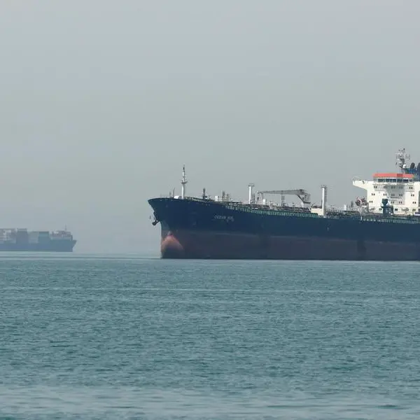 Vessels carrying Middle East oil, LNG exit Hormuz, head for Pakistan, China