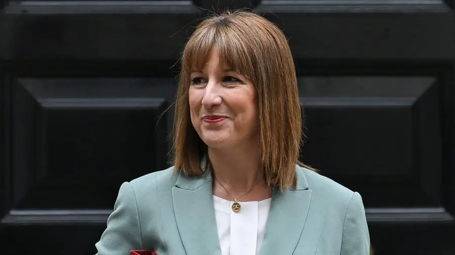 UK government to make new push to cut red tape for businesses aiming to cut emissions