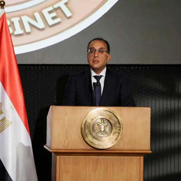 Egypt's PM witnesses $15mln agreement signing for Honeywell lighting project