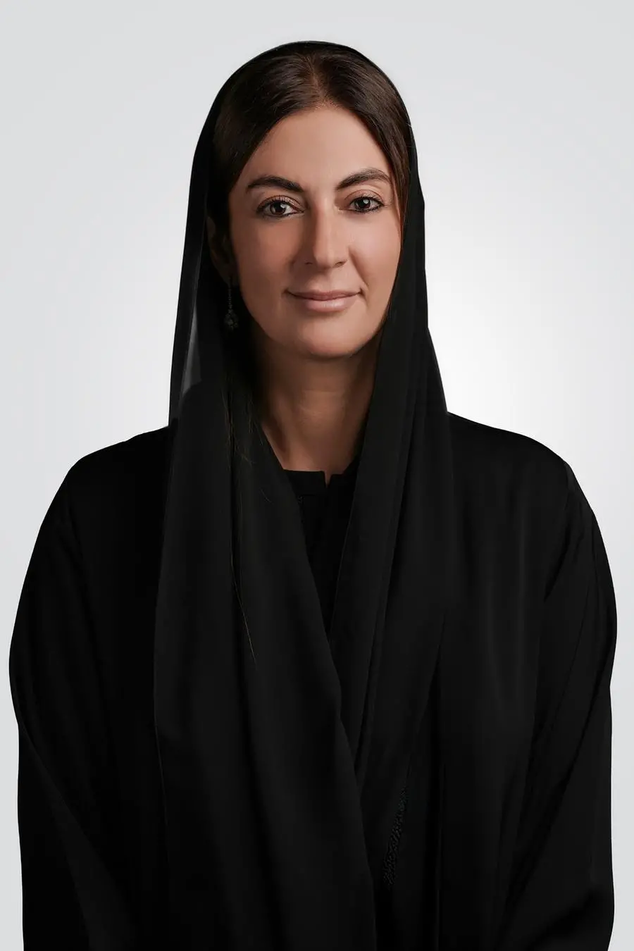 تقرير استشرافي جديد يتوقع أن يعيد الذكاء الاصطناعي تشكيل عمليات التوظيف ورفاهية الموظفين وهياكل الفرق بحلول عام 2040