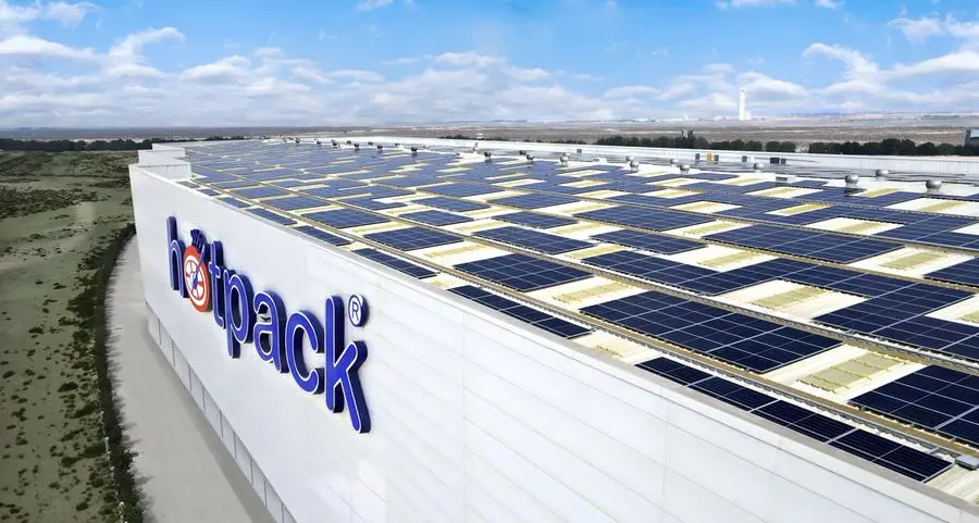 UAE: Hotpack commissions 2.2MW rooftop solar project at NIP facility