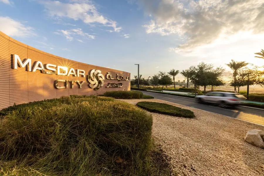 Masdar reaches financial close on $6.1bln Abu Dhabi renewable energy project