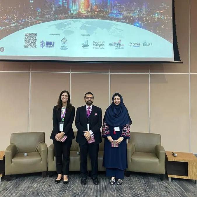 جامعة الخليج العربي تؤكد دور الابتكار في ترسيخ ريادة التعليم الطبي خلال مشاركتها في مؤتمر التعليم الطبي الدولي في ماليزيا