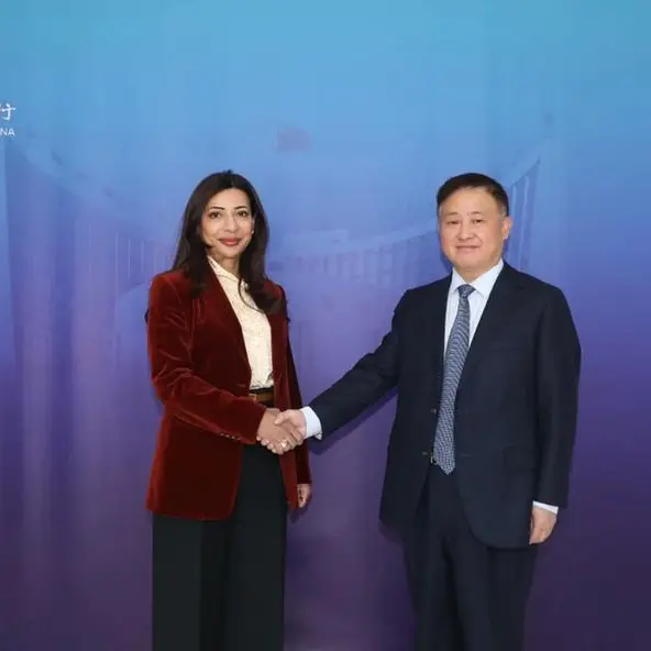 بنك أبوظبي الأول يصبح أول بنك في الشرق الأوسط وشمال إفريقيا ينضم إلى المجلس الاستشاري الدولي للصين