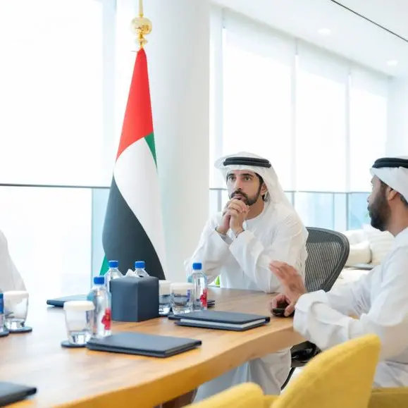 Sheikh Hamdan reviews operations of Dubai Land Department, developments in real estate sector