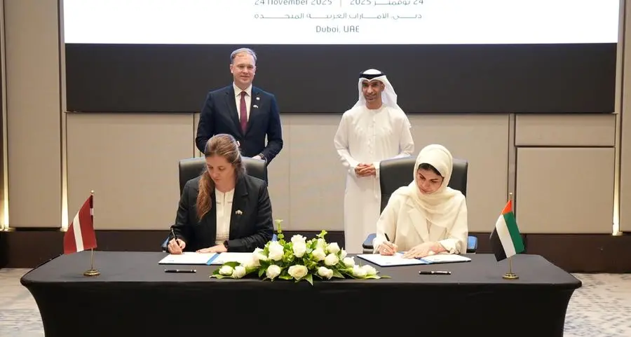 غرفة أبوظبي وغرفة لاتفيا توقعان اتفاقية تعاون لتعزيز التجارة والاستثمارات المشتركة
