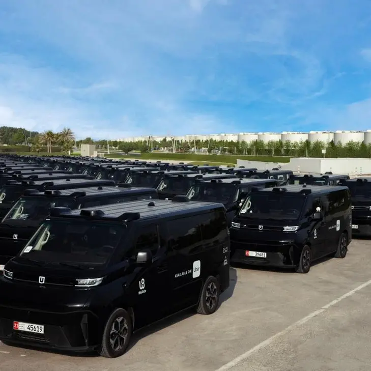 وي رايد وأوبر تطلقان أول عمليات تجارية لأسطول روبوتاكسي بدون سائق بالكامل في الشرق الأوسط في أبوظبي