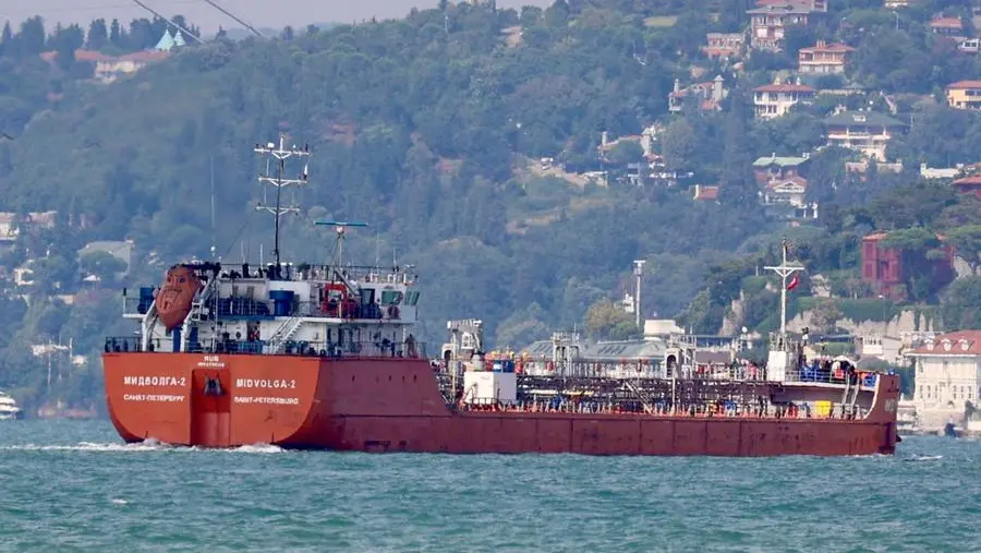 Oil traders wrestle with geopolitical trifecta and elusive glut: Bousso