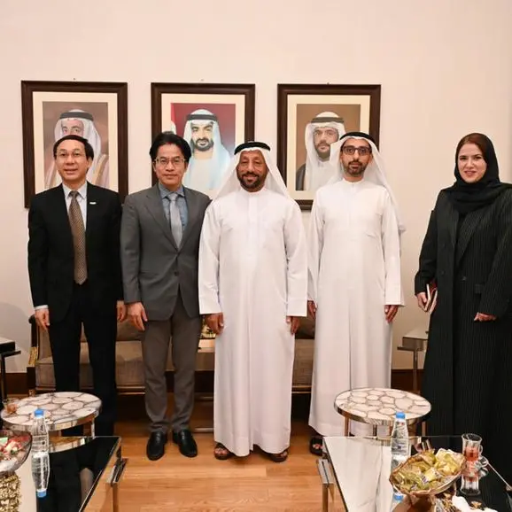 غرفة الشارقة تبحث مع سفارة فيتنام تنظيم منتدى أعمال مشترك لتعزيز التعاون التجاري والاستثماري