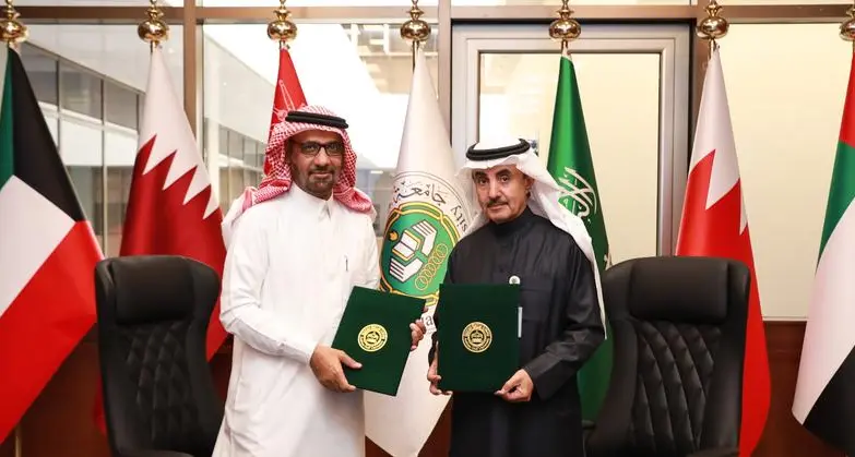 Arabian Gulf University signs consultancy services agreement to develop human resources governance with “Nakheel Al Waha”