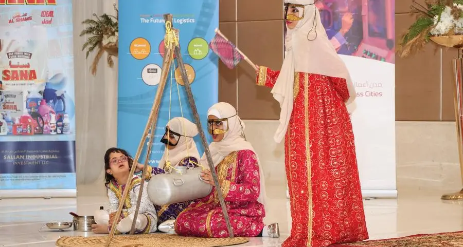 مدينة صحار الصناعية توقع (9) عقود لتوظيف الأشخاص ذوي الإعاقة في الشركات المستثمرة