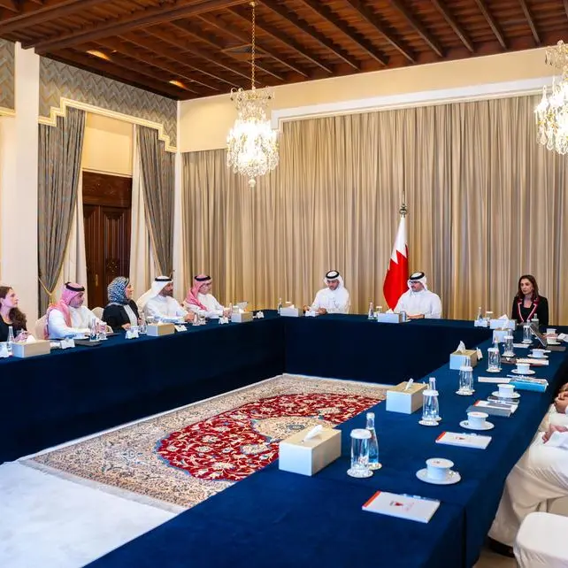 مجلس إدارة صندوق العمل \"تمكين\" يقر حزمة منح وتمويلات تتيح لأكثر من 7 آلاف شركة بحرينية الاستفادة منها لدعم التمويل والسيولة