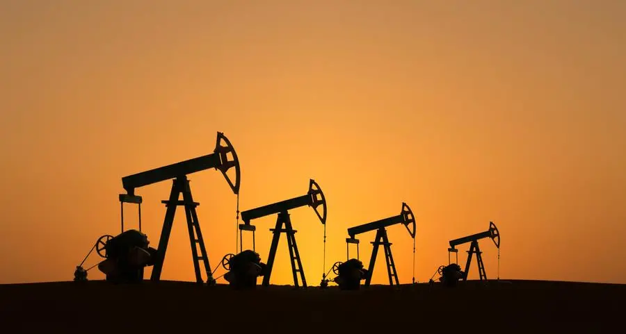 Kuwait oil price drops $4.05 to $98.51 pb