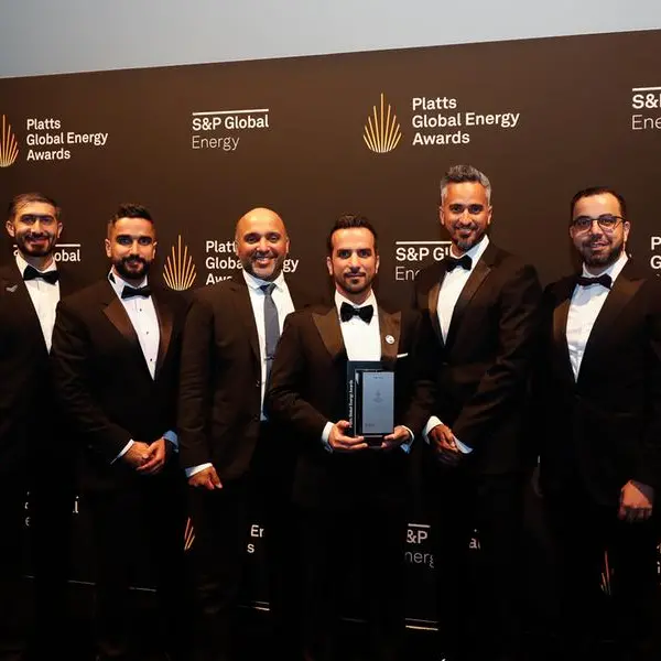 \"طاقة لشبكات النقل\" تنال جائزة \"أفضل مشروع بنية تحتية لعام 2025\"
