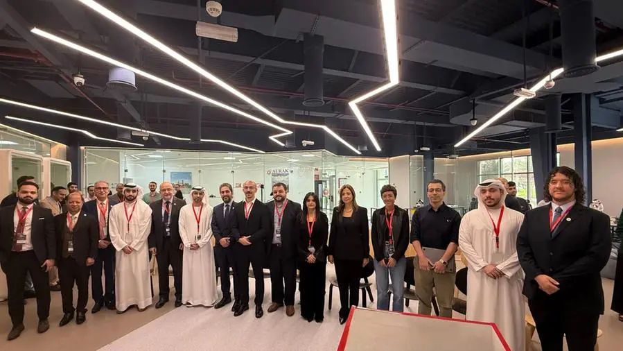 الجامعة الأمريكية في رأس الخيمة تطلق مركز التكنولوجيا المتقدمة والذكاء الاصطناعي