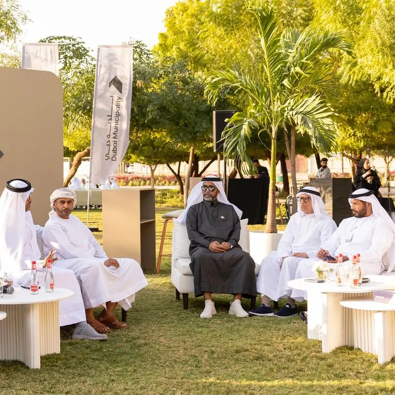 قيادات بلدية دبي تلتقي أهالي الورقاء وعائلاتهم تعزيزًا لشراكتها المجتمعية ونهجها في البقاء على تواصل دائم