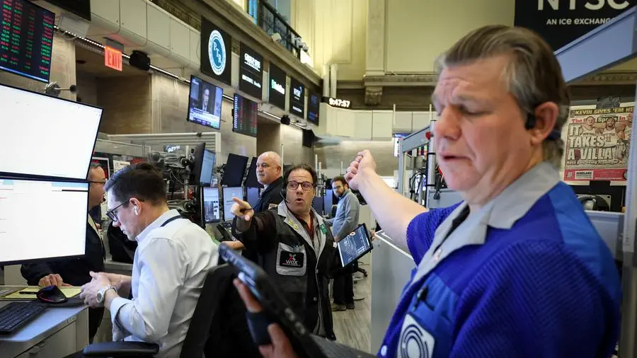 'Software-mageddon' leaves investors bargain-hunting but wary