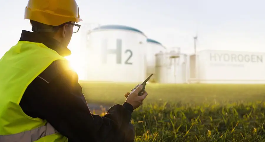 Oman: Asyad Group unveils logistics projects to support green hydrogen sector