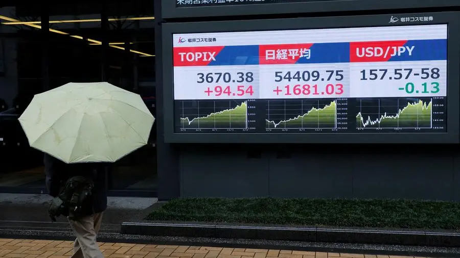 Oil tumbles, stocks gain on US-Iran deal hopes