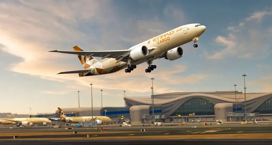 Etihad Cargo expands digital customer experience with new languages and enhanced shipment tools