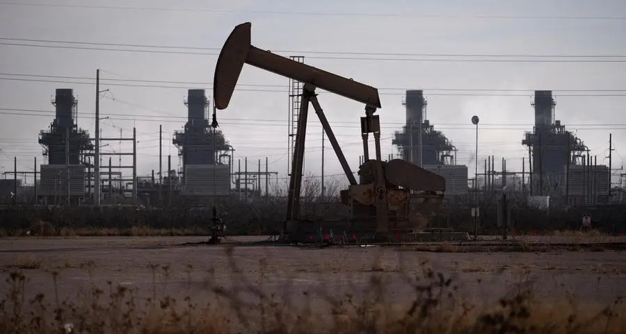 Oil edges up as investors focus on Trump-Xi meeting in Beijing