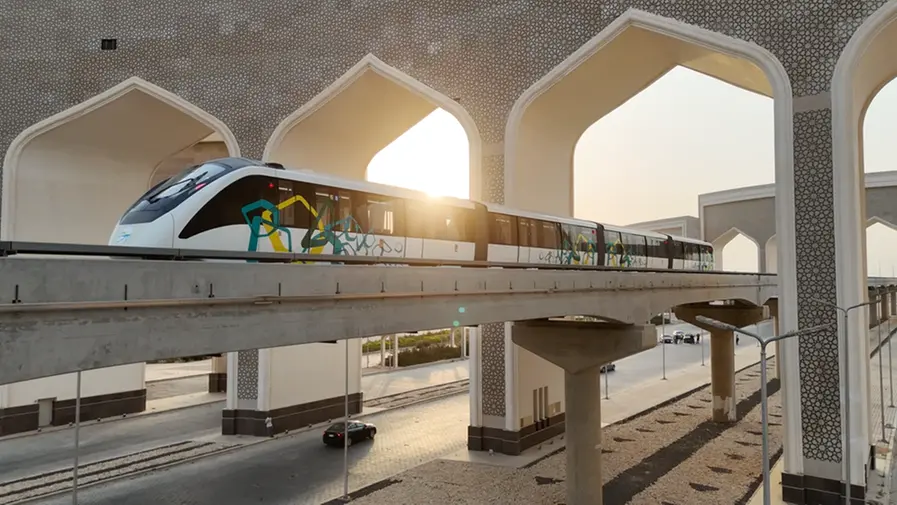 Egypt turns mass transit plans into reality with East Nile monorail launch
